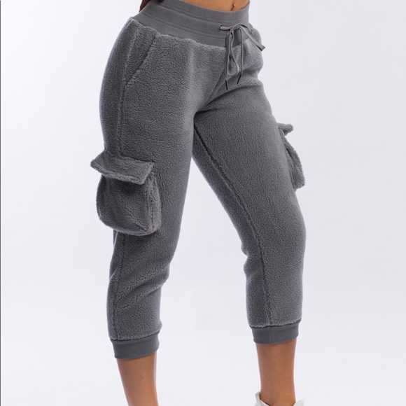 Echt cropped cargo fleece jogger grey - Picture 4 of 6